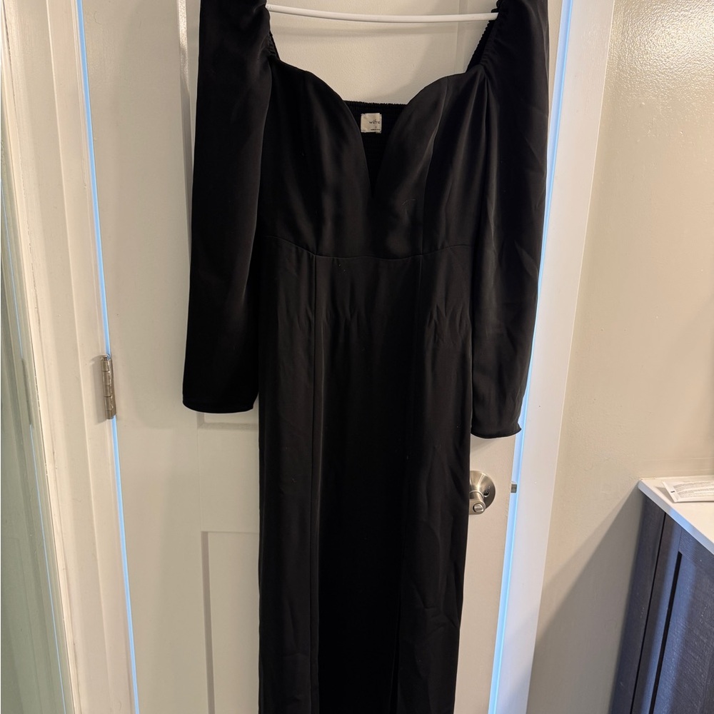 Elegant Black Aritzia dress